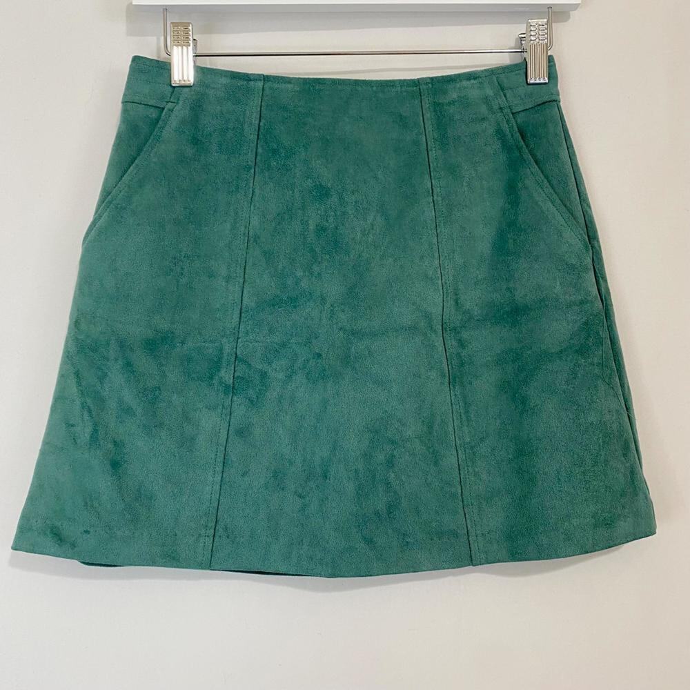 Kendall & Kylie Women’s Two Pocket Velvet A-Line Skirt Green Size XS EUC